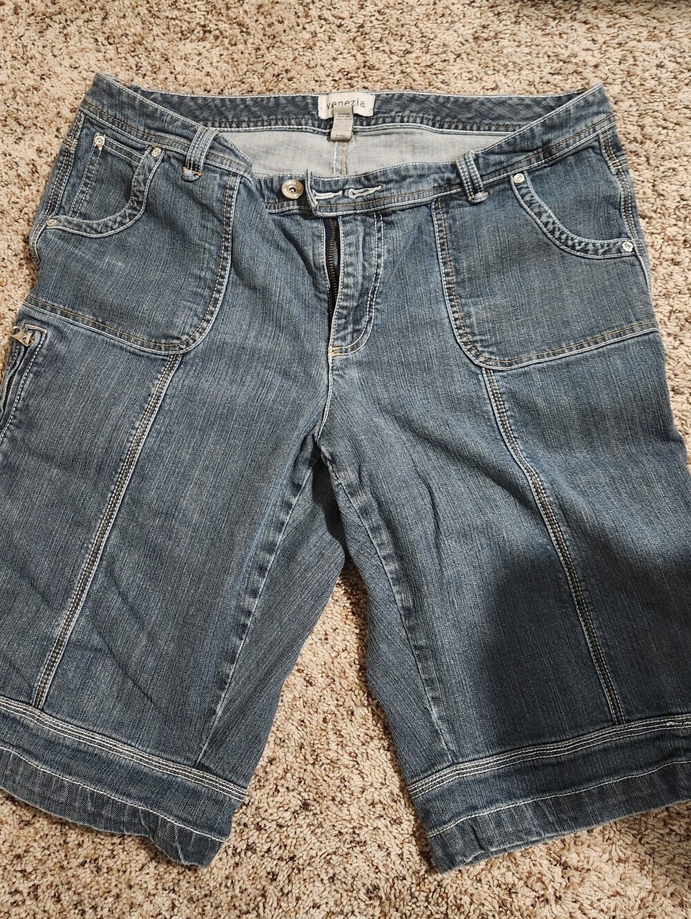 Venezia Denim Bermuda Shorts in Blue